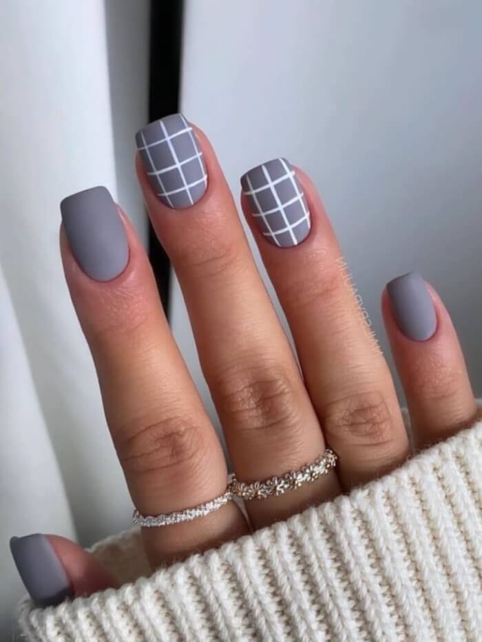 30+ Stunning Nail Designs In Gray To Be Your Go-To Neutral - 241